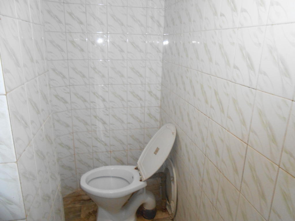 Hotel Elvis Pensión Varanasi Habitación foto