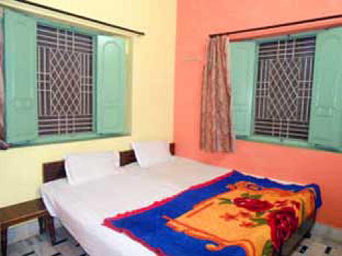 Hotel Elvis Pensión Varanasi Exterior foto
